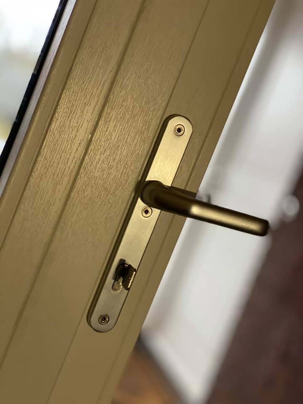 Total House - De beste aluminium en kunststof kozijnen, zon- en insectenwering