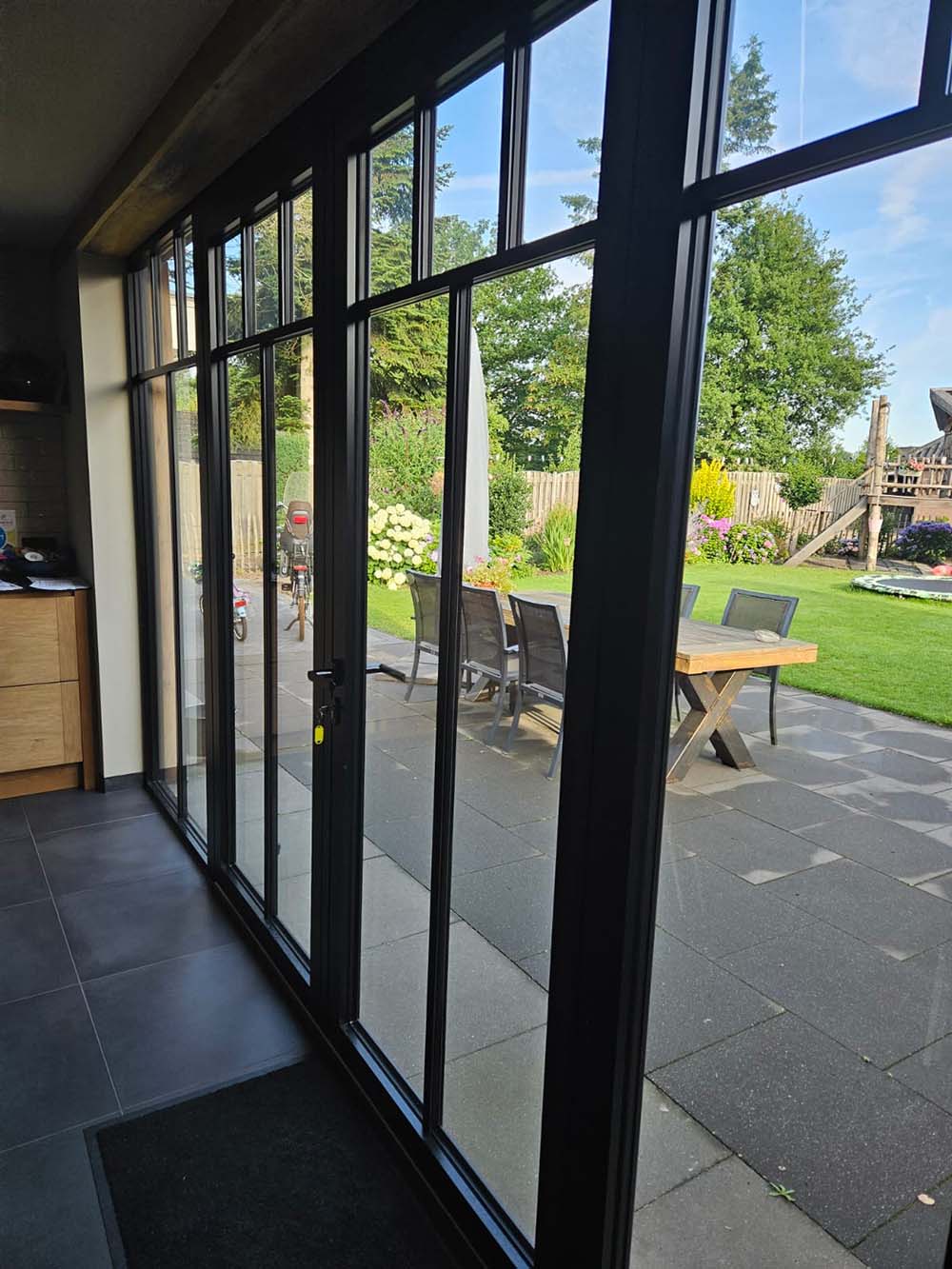 Total House - De beste aluminium en kunststof kozijnen, zon- en insectenwering